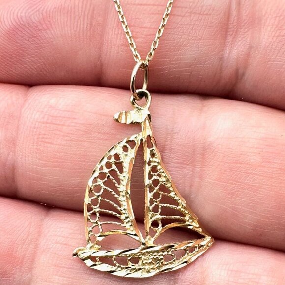 14k Yellow Gold Womens Mens Necklace Sail Boat Pendant 16 Inch Beach Vacay